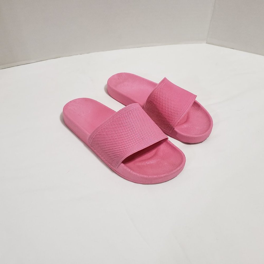 Pro Player Pink Slides Size Youth 2 Girls Sandals Rubber Shoes #984